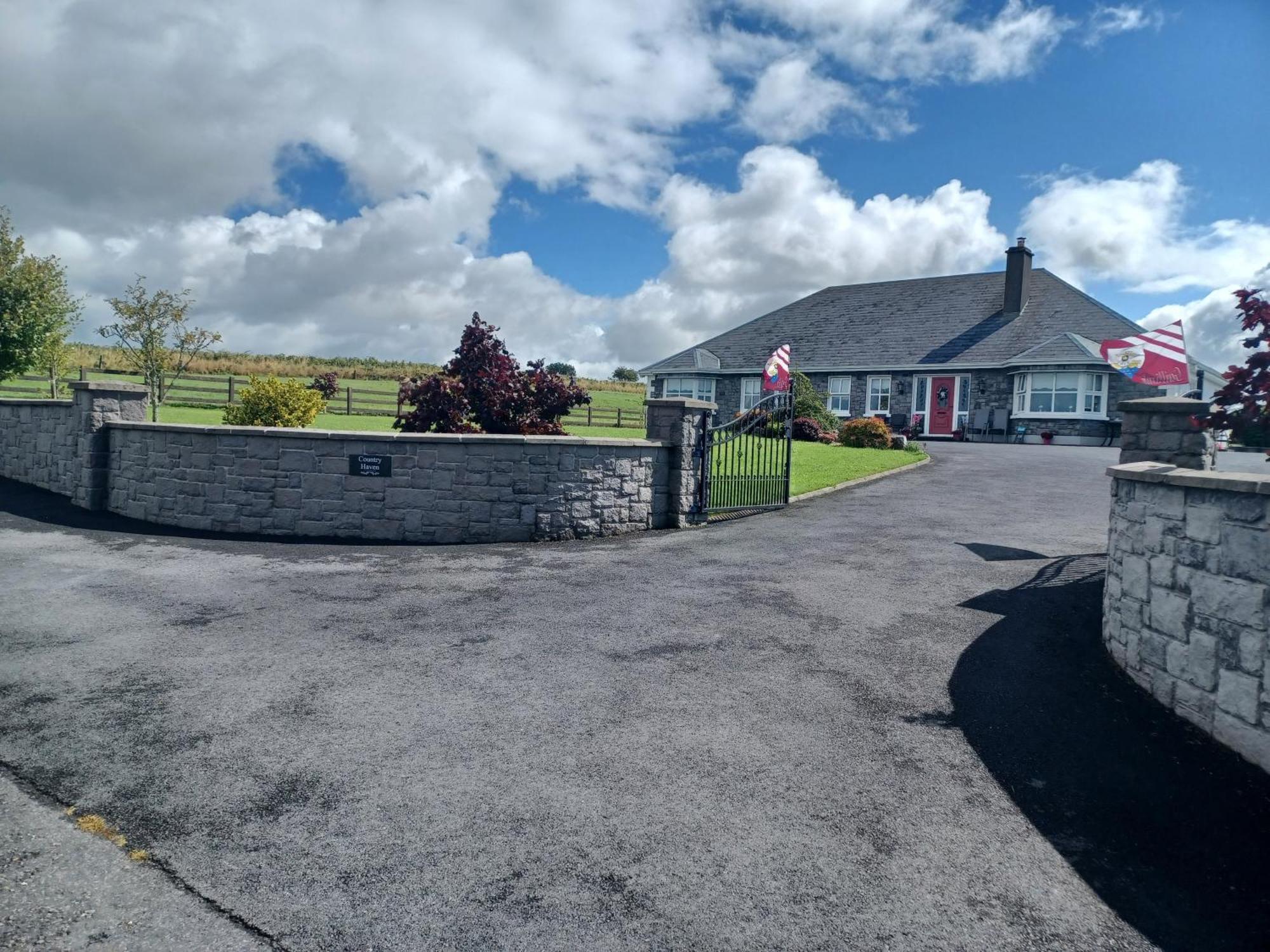 Country Haven Eircode H54 Ak31 Apartment Galway Bagian luar foto